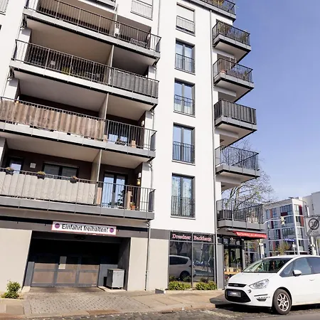 Pineapple - Zwinger Ii - 70qm - 1x Free Parking